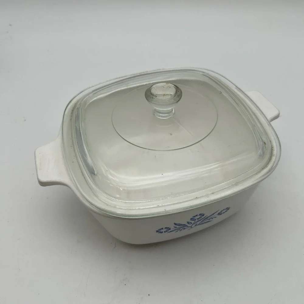 Vintage CORNING WARE Blue Cornflower P-1 1/2 -B Casserole Dish W/Pyrex Lid